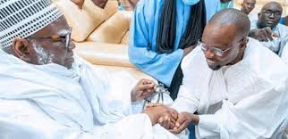 Magal : Ousmane Sonko reçu par Serigne Mountakha Mbacké Magal : Ousmane Sonko reçu par Serigne Mountakha Mbacké